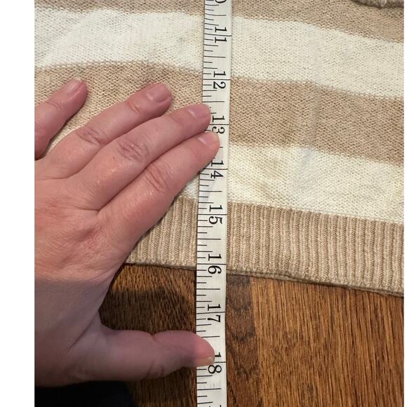 We The Free Women’s Into the Blue Oversized Crop Sweater Size Large – NWT Cozy - Picture 11 of 12